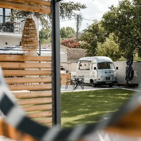 D'or Les Anges Les Angles (Gard)